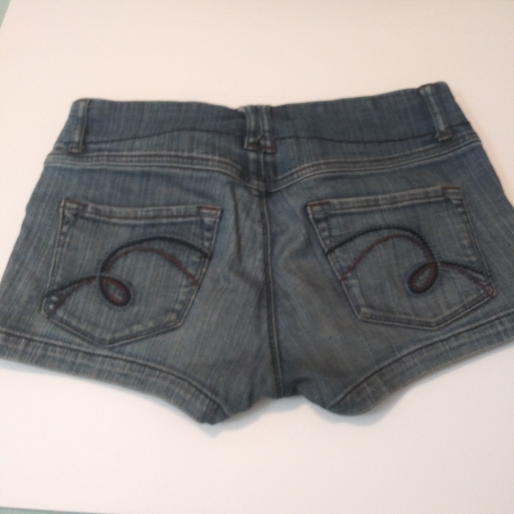.6 - Picture 16 of 16